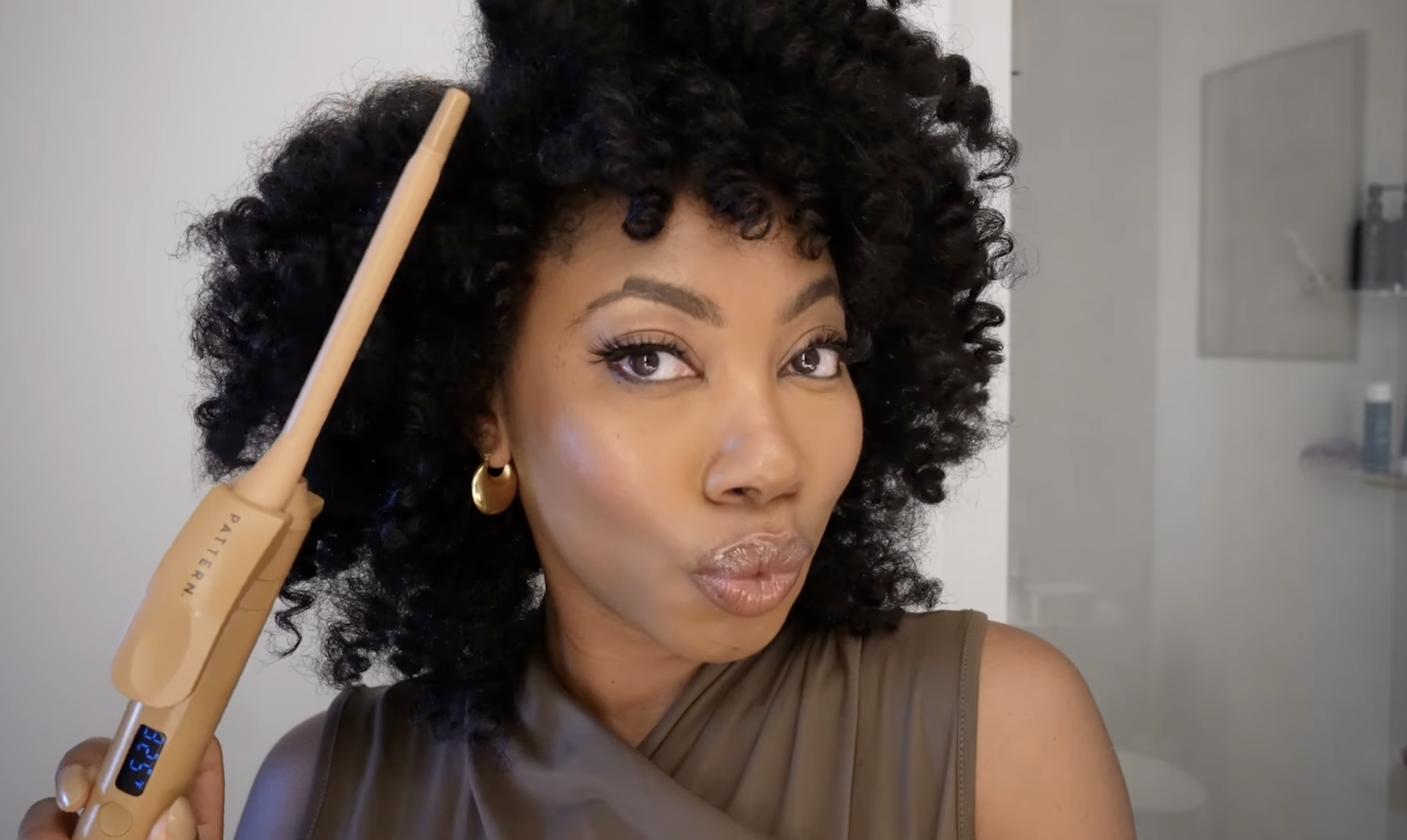 PATTERN Beauty Wand Curling Iron Tutorial